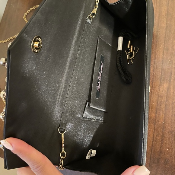 Black clutch - Picture 2 of 5